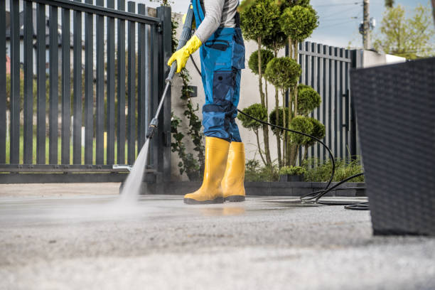 Best Oil Spill Cleanup  in Lincroft, NJ